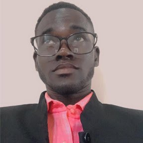Directeur Général